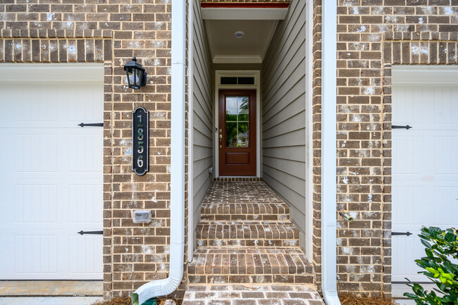 Building Photo - 1856 Terrewood Dr