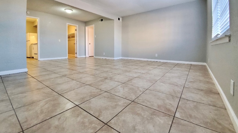 Primary Photo - 3862 Englewood Cir