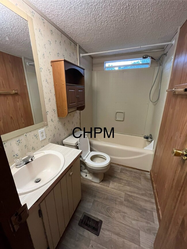 Building Photo - 1840 N Nichols Hwy