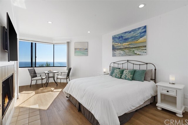 Foto del edificio - 111 Tamarack Ave