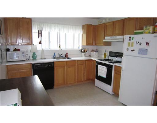 Foto del edificio - 104 Arlington Ct