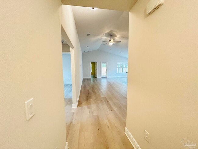 Building Photo - 1715 Leigh Lp