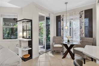 Building Photo - 2001 Tarpon Bay Dr N