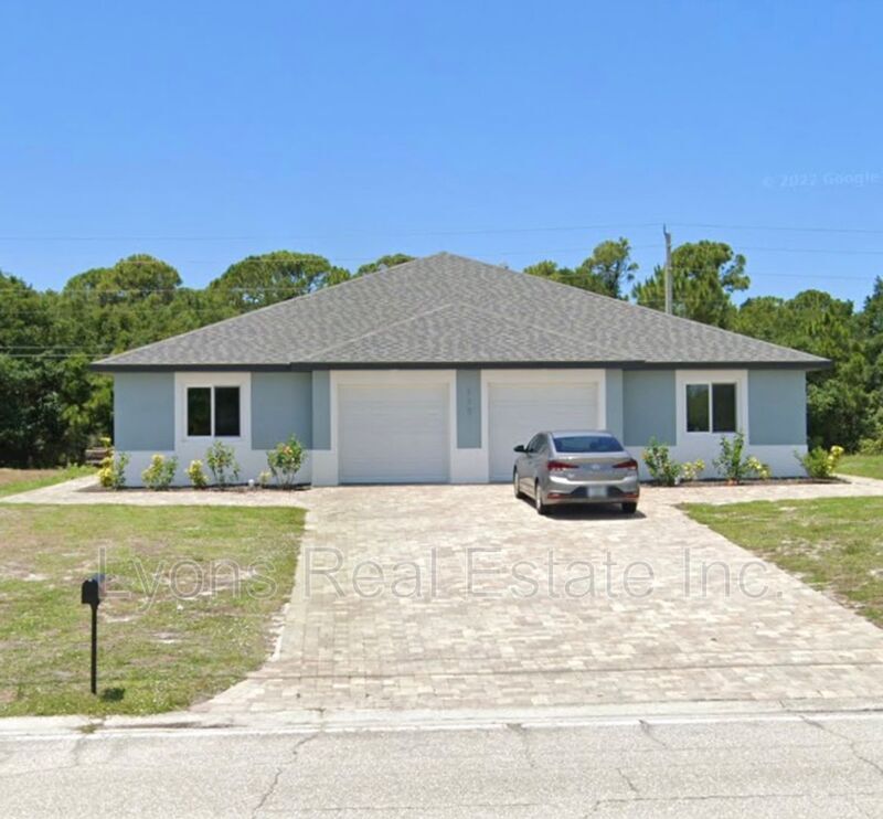 117 Boundary Blvd, Rotonda West, FL 33947 Condo for Rent in Rotonda