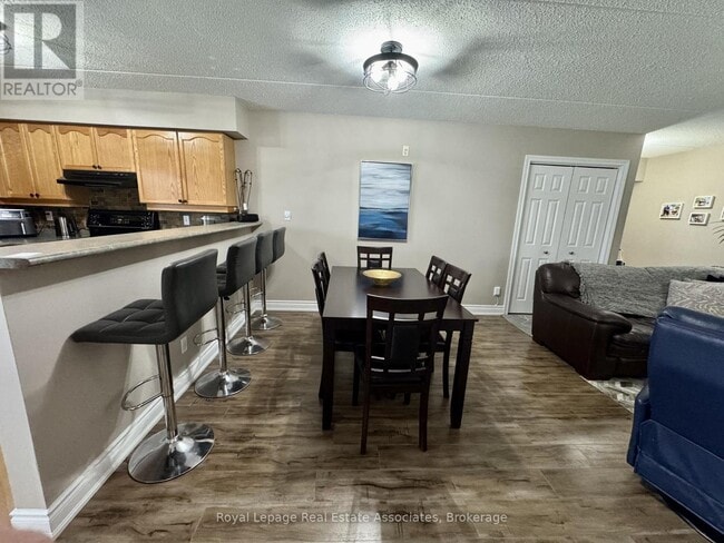 Building Photo - 1460 Bishops Gate