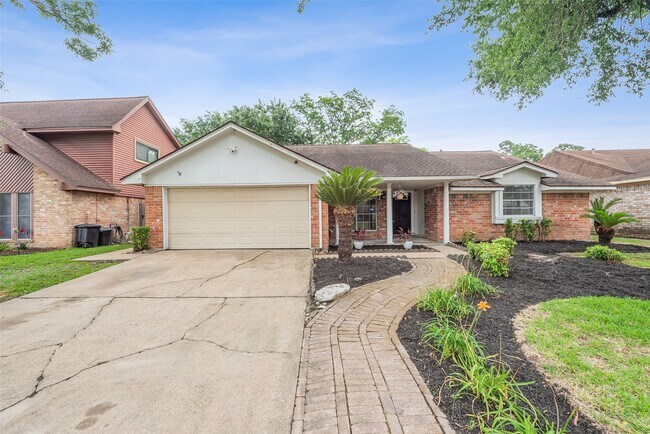 Foto del edificio - 239 Blackwater Ln