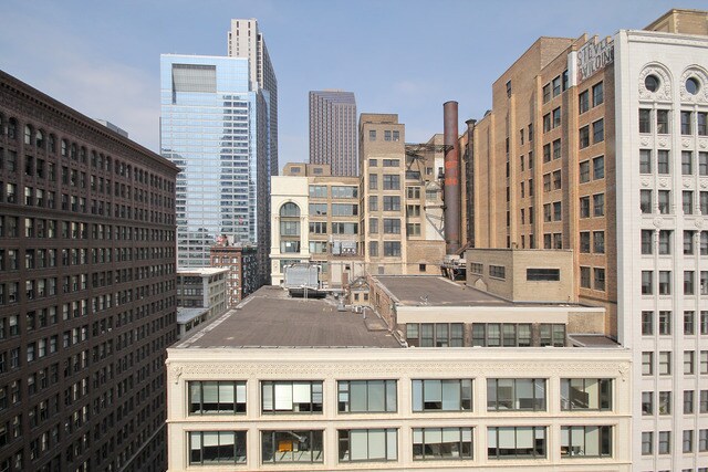 Foto del edificio - 5 N Wabash Ave