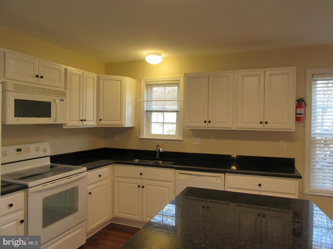 3844 3rd St, North Beach, MD 20714 House for Rent in North Beach, MD