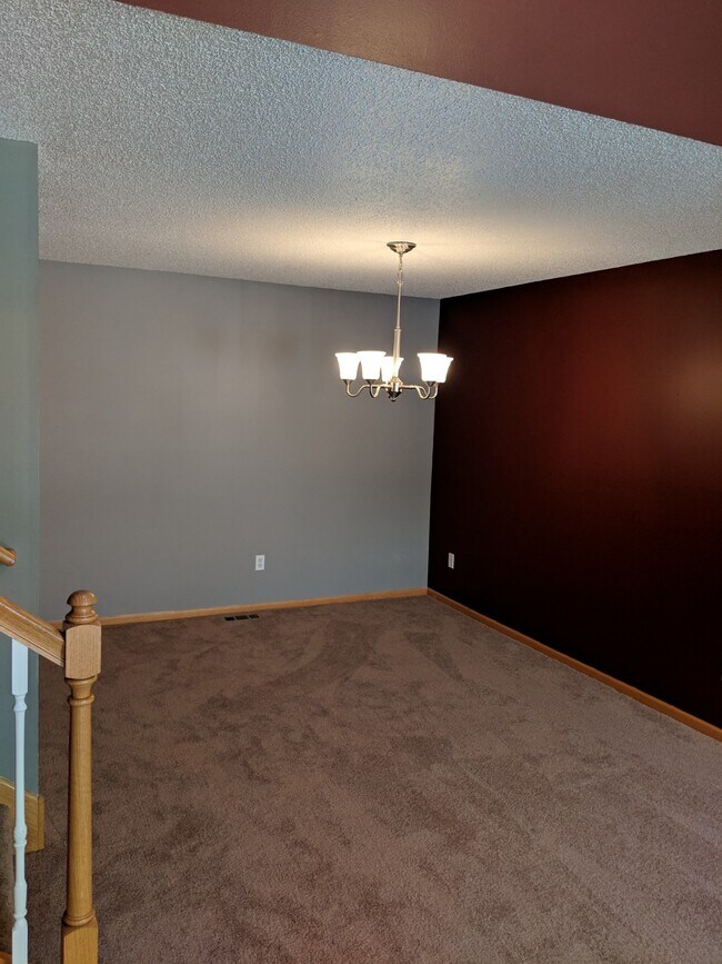 Foto del edificio - 14220 Xenon St NW