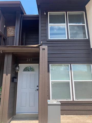 Foto principal - 240 Rolling Hills Pl
