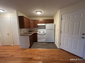 Building Photo - 43 Seaview Ave