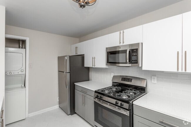 Interior Photo - The Park at Peachtree Hills