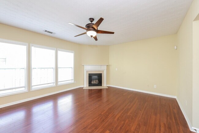 Building Photo - 1006 Camellia Trace