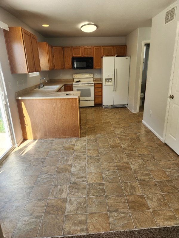 Building Photo - 278 Audubon Dr