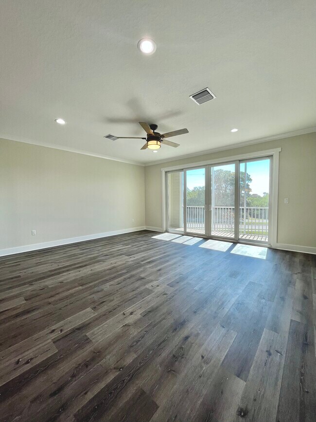 Living Room - 1293 Savona Dr NE