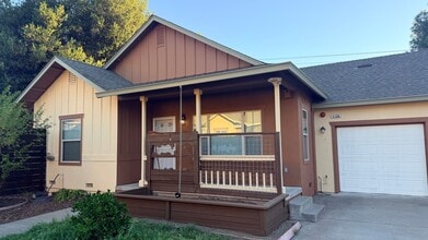 Building Photo - 412 N Cloverdale Blvd