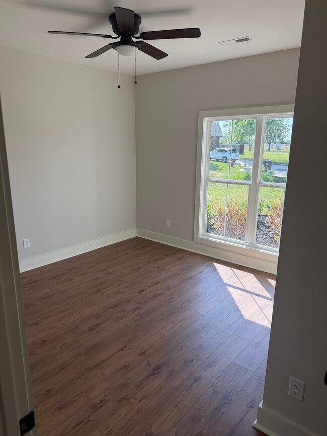 Foto del edificio - 30 Tower Ct