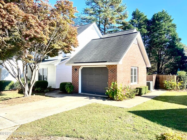 Building Photo - 400 Georgetown Ct