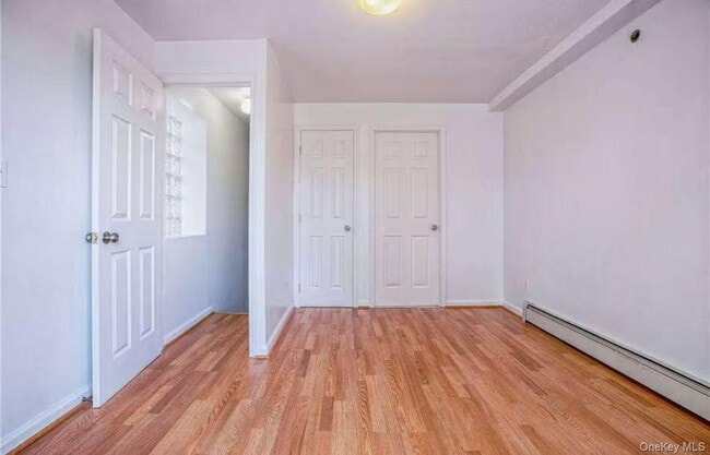 Foto del edificio - 132-73 Maple Ave