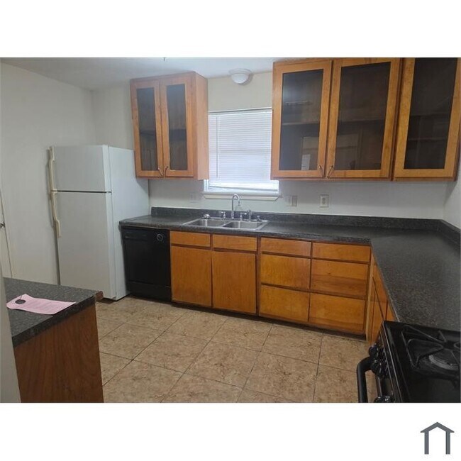 Building Photo - 8762 Mickleton Dr