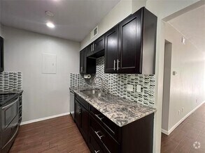 Building Photo - 4004 Ridglea Country Club Dr