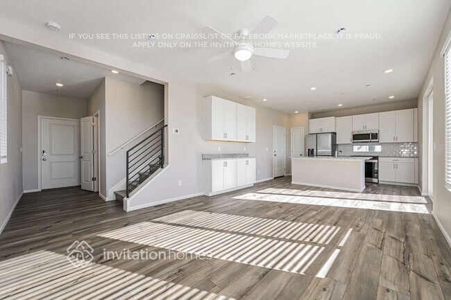 Foto del edificio - 12570 E 100th Ave