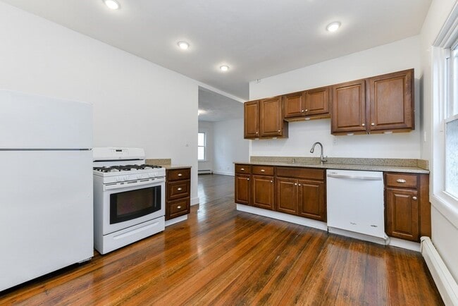 Foto del edificio - 45 Beech Glen St