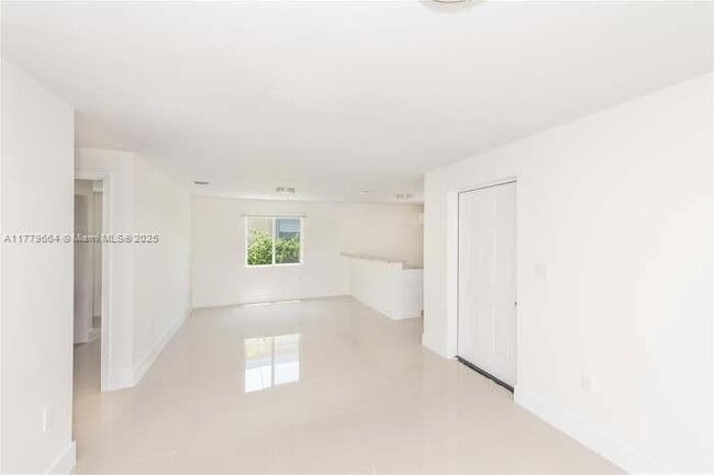 Building Photo - 3059 NW 58th St