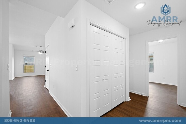 Building Photo - Beautiful 4-Bedroom Home In Highfill, Arkansas, Near Bentonville!