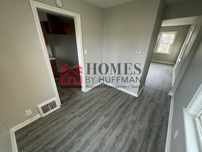 Building Photo - Two Bedroom Townhouse | Ready to Rent