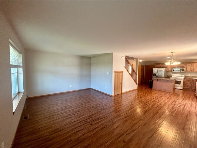 Building Photo - 1158 Ash St