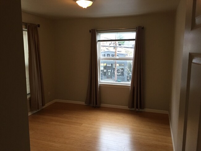 Foto del edificio - 6410 Phinney Ave N