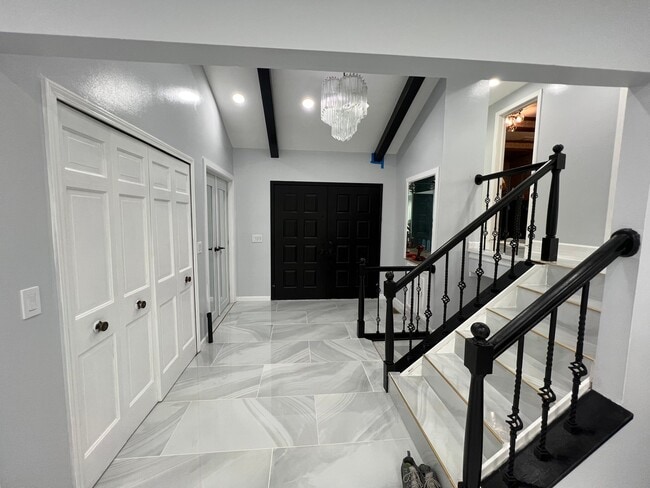 Building Photo - 43309 Westview Dr
