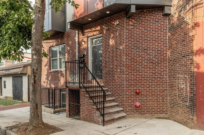 Foto del edificio - 421 N 39th St
