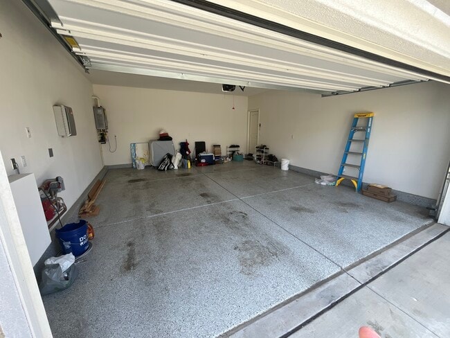 Building Photo - 24943 Dassault Ct