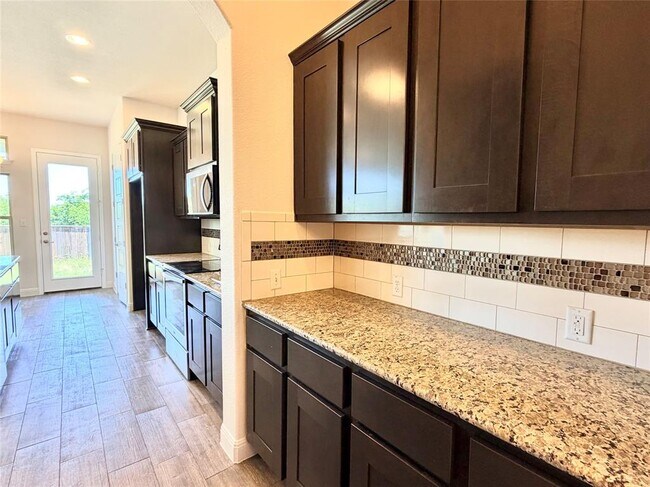 Foto del edificio - 704 Gunning Cove