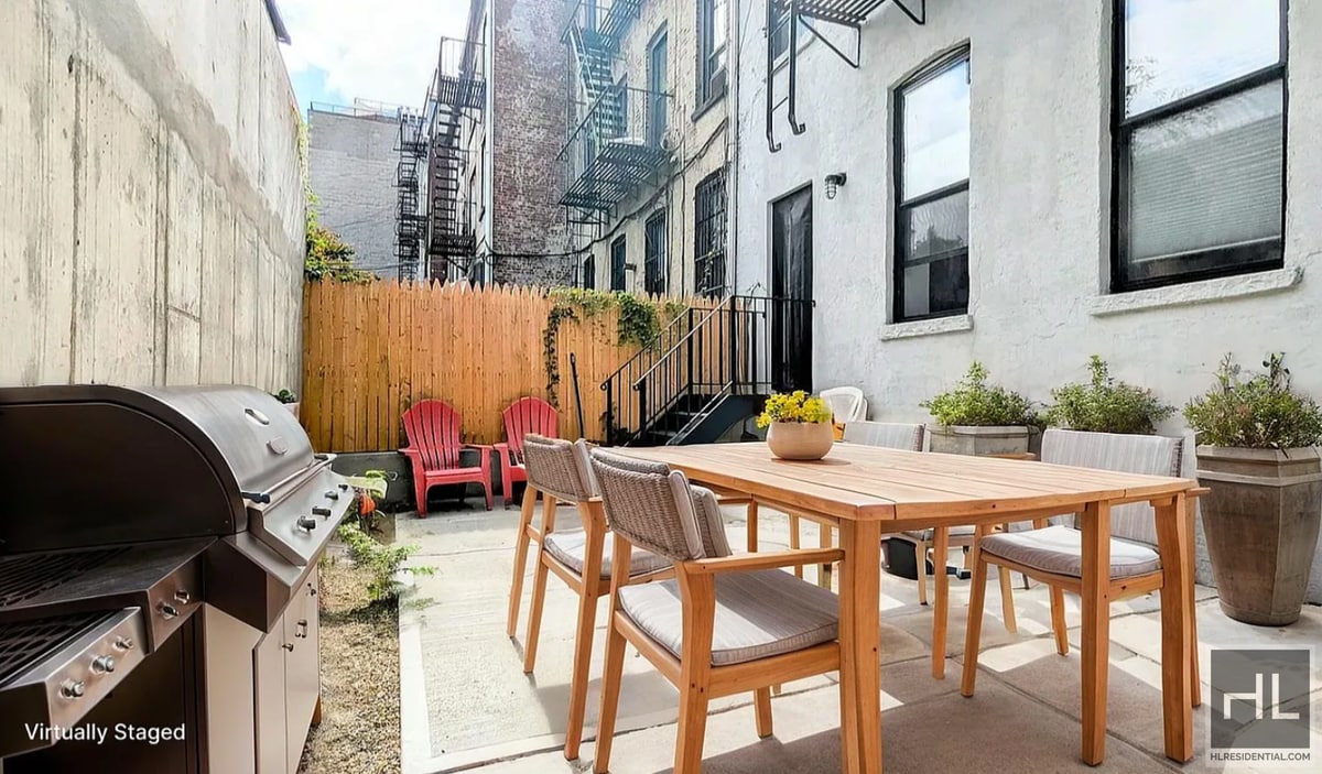 Primary Photo - 197 Prospect Ave