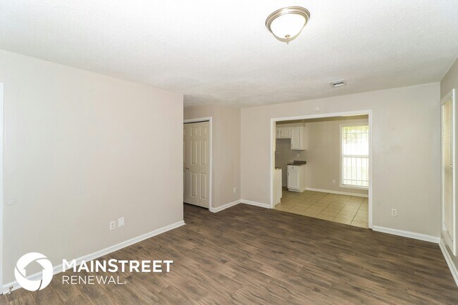 Foto del edificio - 5047 Carterville Pl