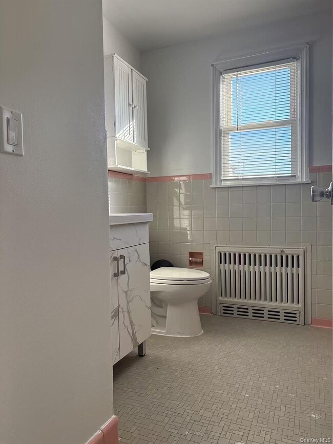 Building Photo - 185 Emerson Pl