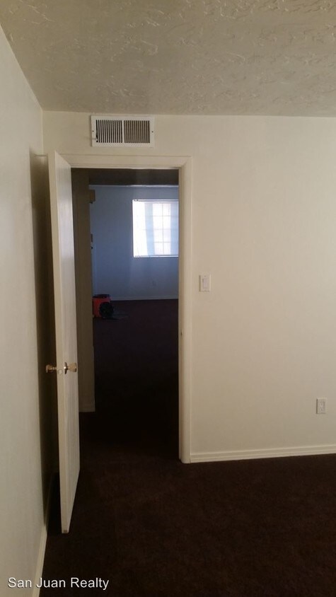 Primary Photo - 2106 N Tucker Ave