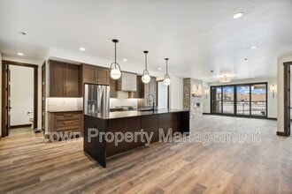 Building Photo - 317 Akers Ln