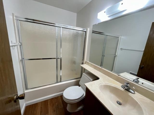 Building Photo - 129 Piccadilly Pl