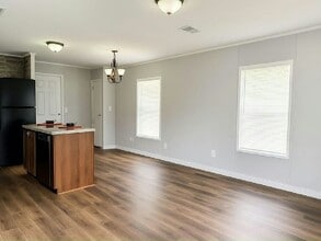 Building Photo - 6606 Stardust Ln