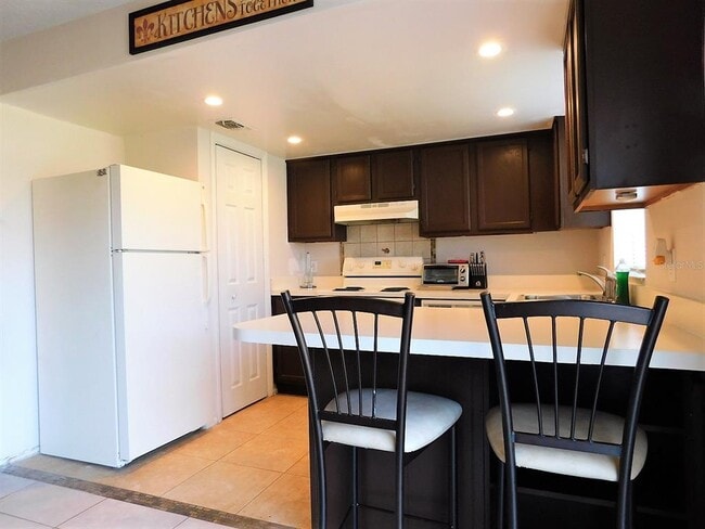 Building Photo - 8151 Troxler Dr