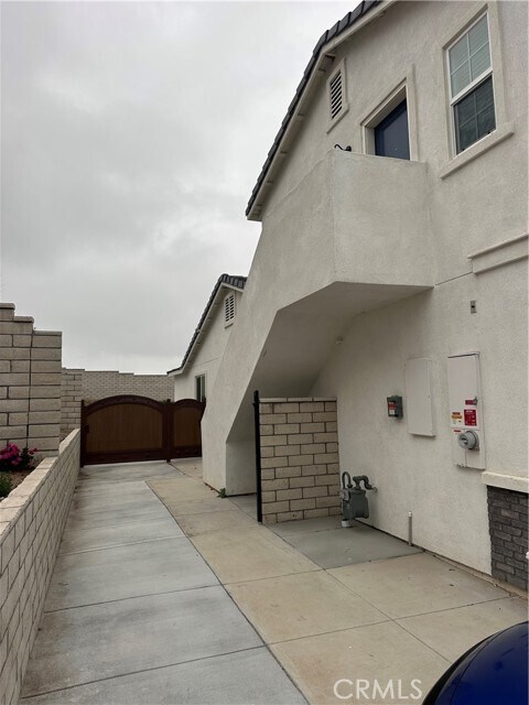 Foto del edificio - 6899 N Curtis Ln