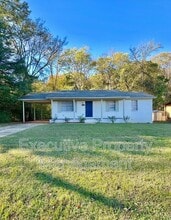 Building Photo - 724 Illinois Rd