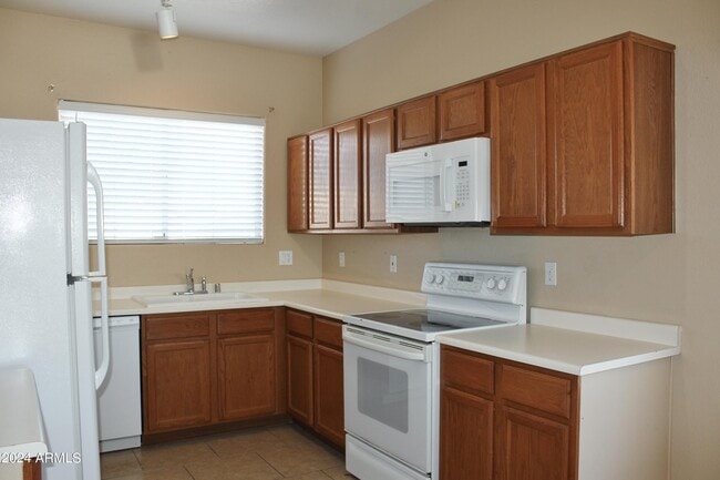 Foto del edificio - 13661 W Ocotillo Ln