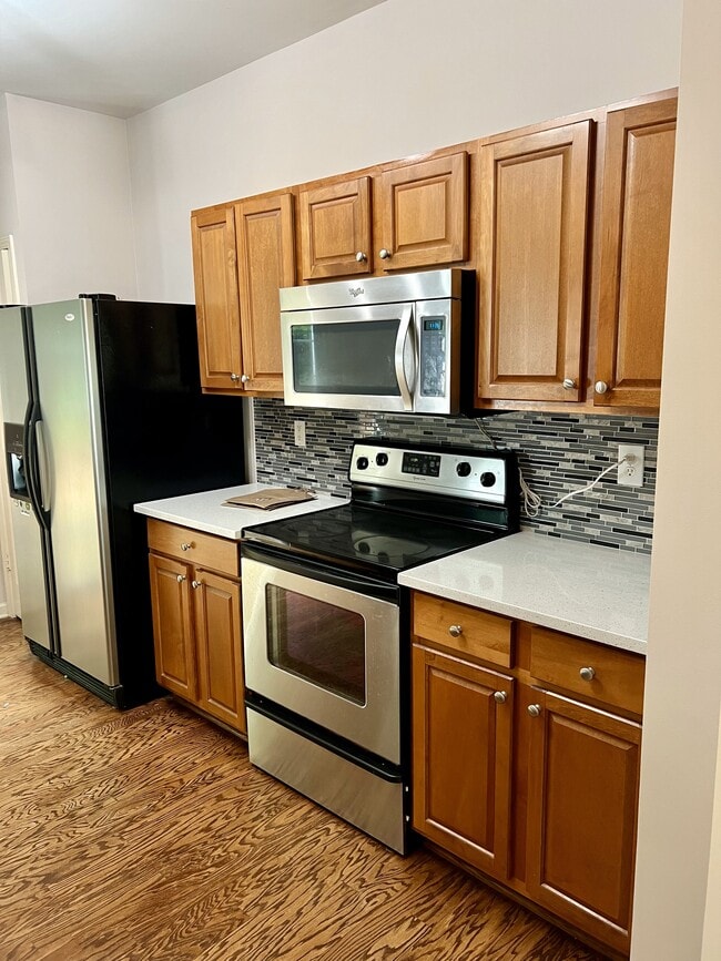 Building Photo - 551 Windstone Trl