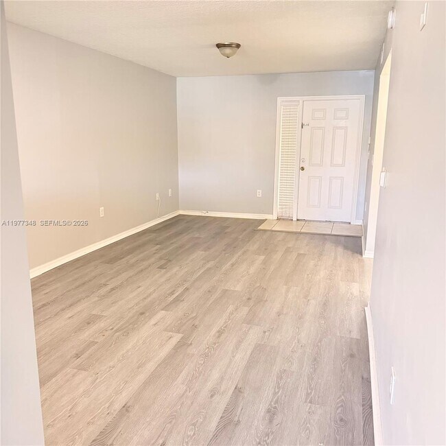 Foto del edificio - 2910 SE 13th Ave