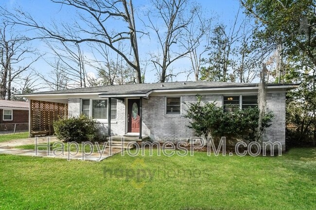 Building Photo - 825 Savage Rd